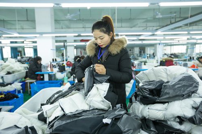 女装批发趋势与策略